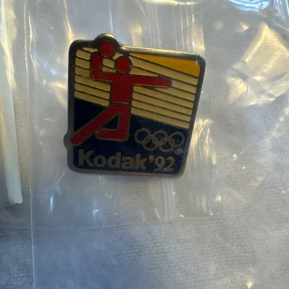 5 Hat‎ Lapel Scarf Pins Buttons Some Vintage Atlanta Olympics DisneyLand Mixed
